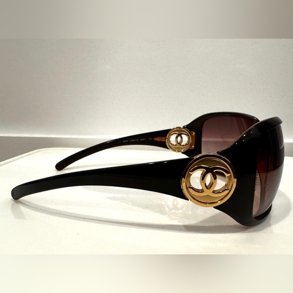 Chanel 6023 9934/13 Sunglasses, Dark Brown w/Gold CC Logo, gradient lenses, Case - Picture 4 of 9